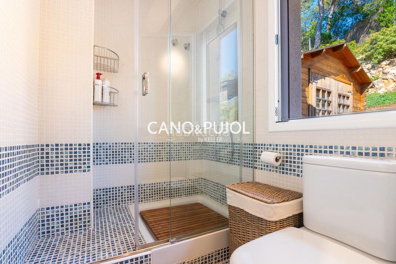 Foto c5271d45-fd7c-4bf4-b173-7f891184ccb7. Casa amb calefacció aparcament a Corbera de Llobregat