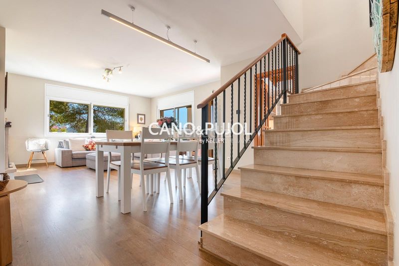 Foto c90074a7-e0ef-4d27-9d80-747a6a0f2a8a. Casa amb calefacció aparcament a Corbera de Llobregat