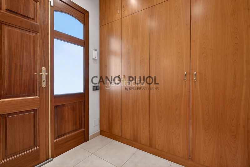 Foto 3c1da93e-ea01-4ae5-bfaa-affa2a37576c. Casa amb calefacció piscina a Corbera de Llobregat