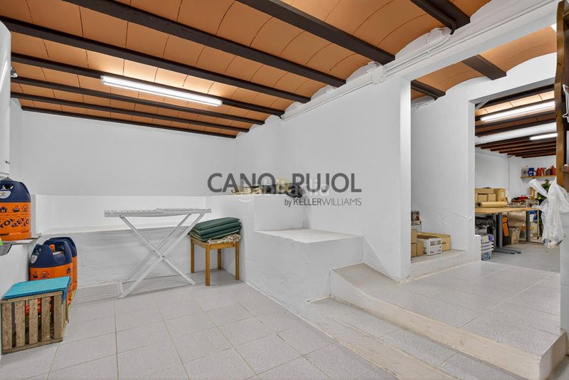 Foto 4bcb9b8b-7566-4309-94fa-1469ee32fd4d. Casa amb calefacció piscina a Corbera de Llobregat