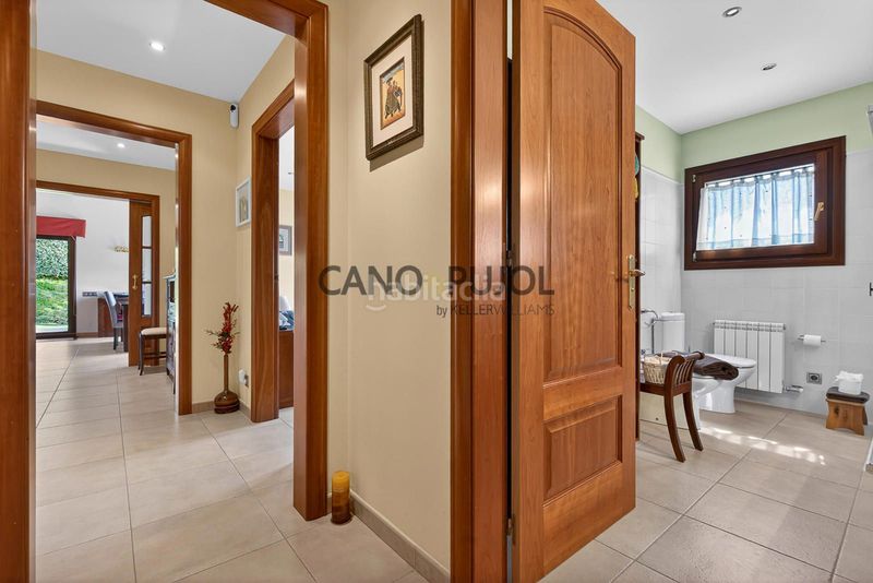 Foto 71d314f3-f086-4446-939b-3d99bbaf084f. Casa amb calefacció piscina a Corbera de Llobregat