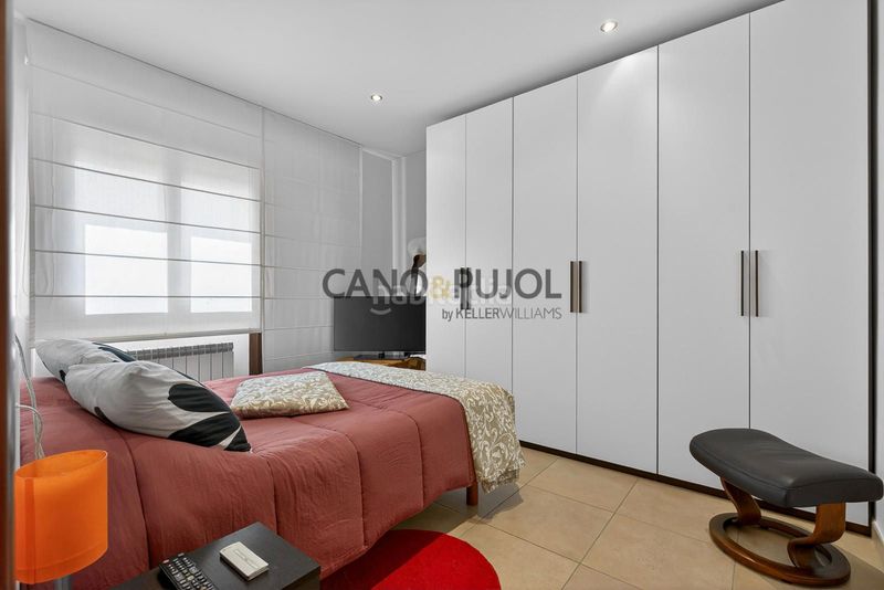 Foto 82d13b81-b582-4be6-bba3-059a85928498. Casa amb calefacció piscina a Corbera de Llobregat