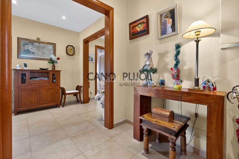 Foto a8582af0-342b-4a76-a392-6d79fa75550e. Casa amb calefacció piscina a Corbera de Llobregat