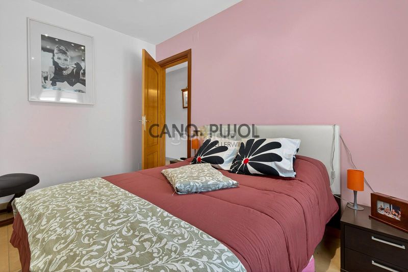 Foto bdc29775-66f3-46fa-b38a-33a7e48a8f89. Casa amb calefacció piscina a Corbera de Llobregat