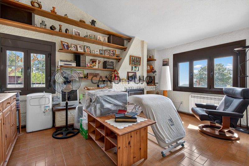 Foto c1c641b9-d496-49e2-b0f1-4d64a75bbaf7. Casa amb calefacció piscina a Corbera de Llobregat