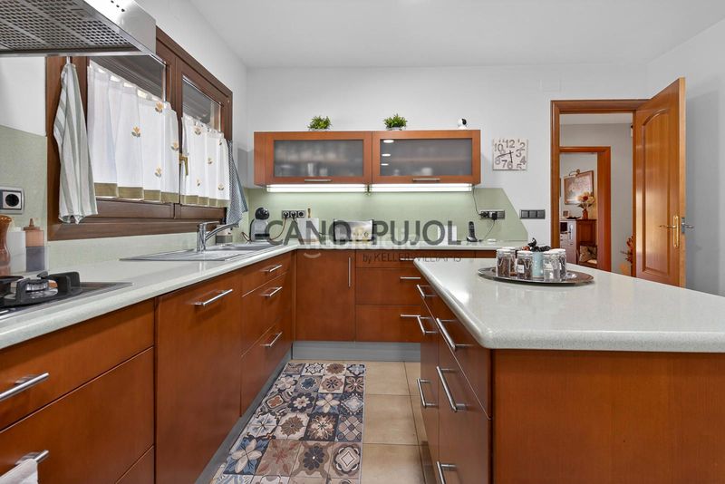 Foto c7db0199-2a9a-4807-9d46-8de0fb1b06ac. Casa amb calefacció piscina a Corbera de Llobregat