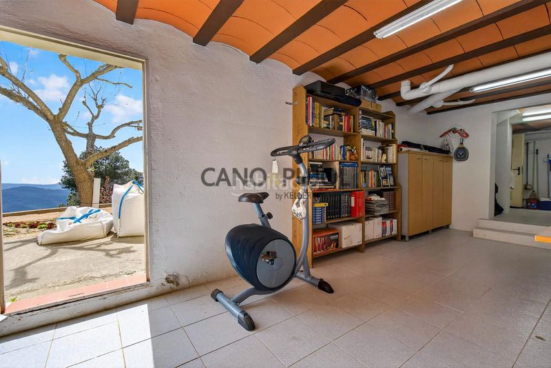 Foto c98f40d5-4a51-4496-921d-5b7aee1ff7b3. Casa amb calefacció piscina a Corbera de Llobregat