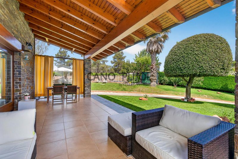 Foto dd8187f3-0fcc-4ef2-a0b3-f203fd5af62e. Casa amb calefacció piscina a Corbera de Llobregat