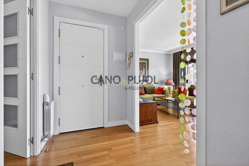 Foto 55bdbf31-6c3a-4b02-b5eb-59ef154d7a1e. Pis amb calefacció aparcament a Mercat Rubí