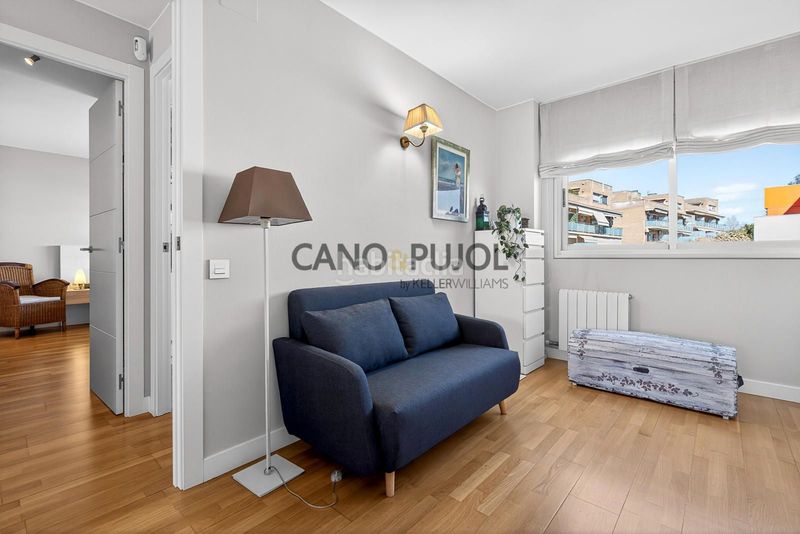 Foto 56521a6d-cf9c-4b36-9baa-6c8173846cc2. Pis amb calefacció aparcament a Mercat Rubí