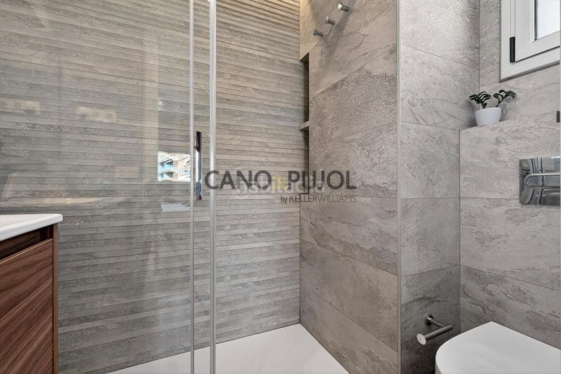 Foto 91004111-284a-4f84-9727-19d76db64893. Pis amb calefacció aparcament a Mercat Rubí