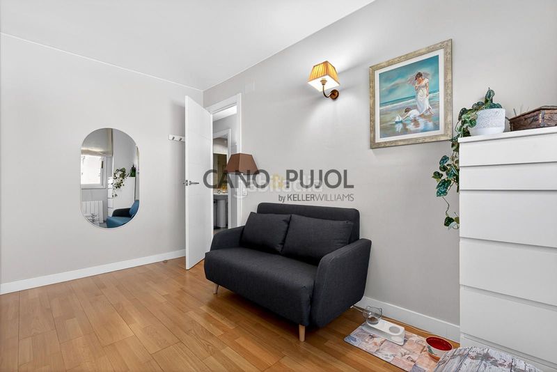 Foto d1d5cb62-9ad6-4b99-86bd-82c1995bf3d7. Pis amb calefacció aparcament a Mercat Rubí