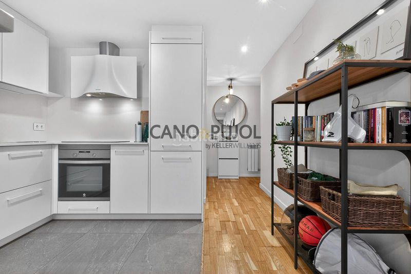 Foto 5a308703-2628-4721-be1c-a4480056236b. Pis amb calefacció aparcament piscina a Les Arenes - La Grípia - Can Montllor Terrassa