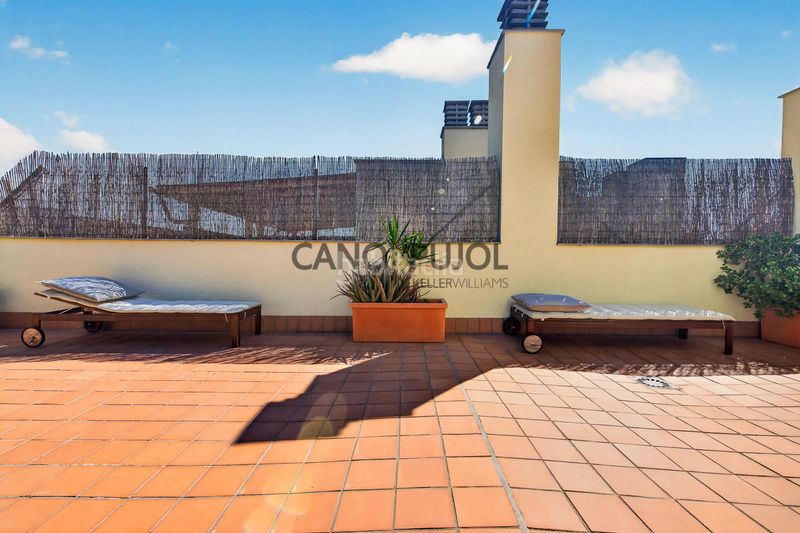 Foto 68fbe963-7091-462e-a3a9-c223d6c0ea70. Pis amb calefacció aparcament piscina a Les Arenes - La Grípia - Can Montllor Terrassa