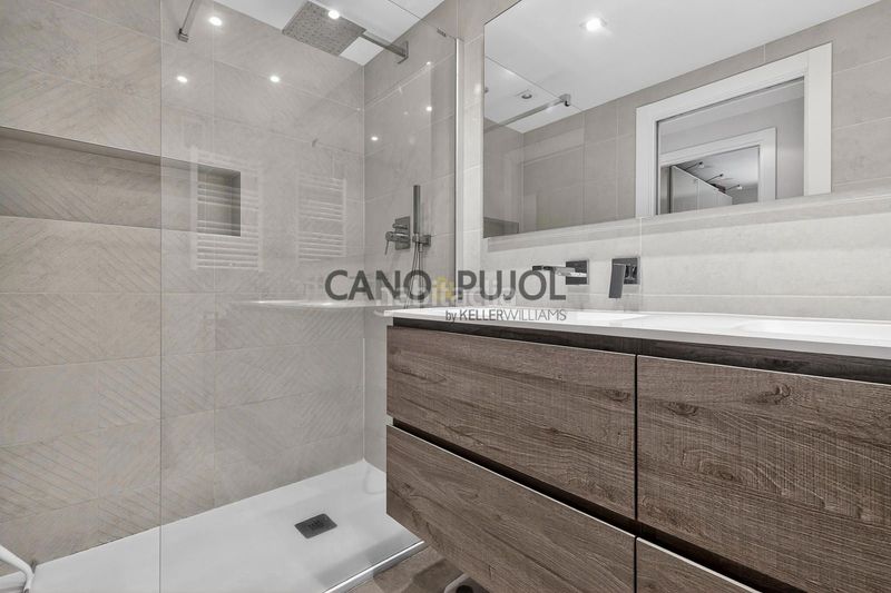 Foto 8bc0965d-bf2c-4dbc-aebf-6c274defc606. Pis amb calefacció aparcament piscina a Les Arenes - La Grípia - Can Montllor Terrassa