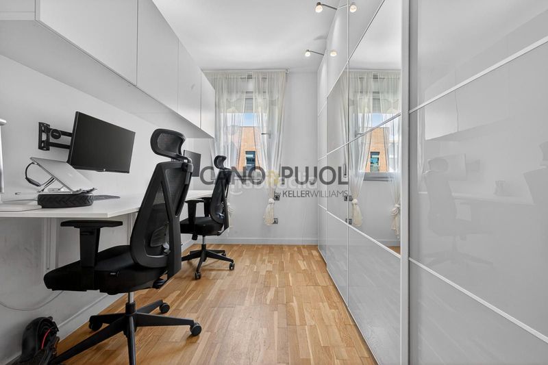 Foto ab4a78cb-1615-4c51-8ab5-f36f83869e2b. Pis amb calefacció aparcament piscina a Les Arenes - La Grípia - Can Montllor Terrassa