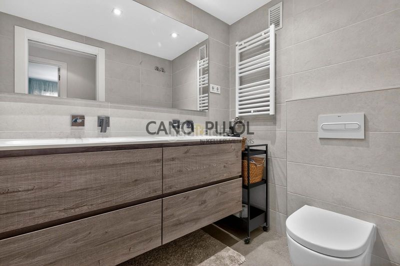 Foto c8ebf503-65c2-490e-bf6b-5cb8c41be2af. Pis amb calefacció aparcament piscina a Les Arenes - La Grípia - Can Montllor Terrassa