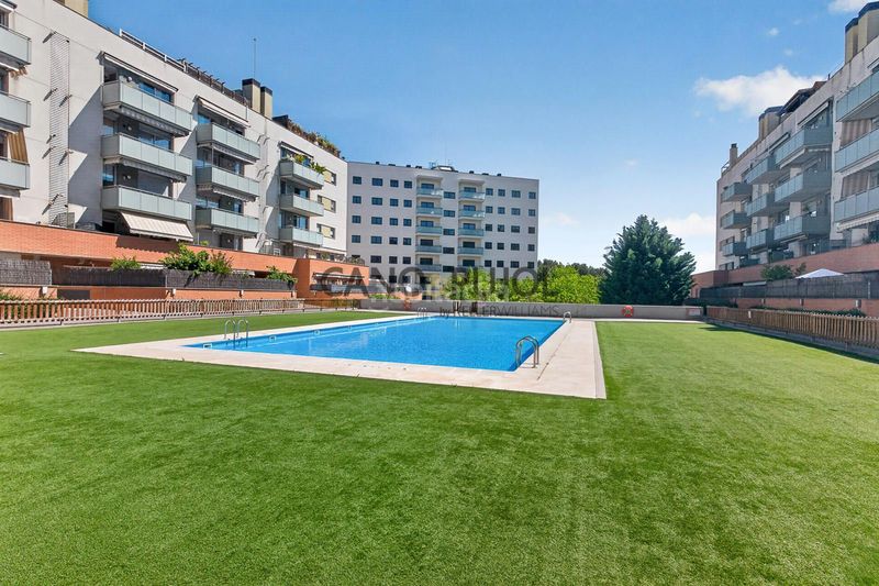 Foto d2db1269-a584-4bb8-aee4-1ebd52b5af36. Pis amb calefacció aparcament piscina a Les Arenes - La Grípia - Can Montllor Terrassa