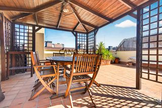 Pis  Puigsacalm. D�plex con terraza en terrassa