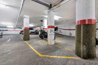Aparcament cotxe a Sant Ramon - Maternitat. Oportunidad de inversión en les corts  8 plazas de parking en ve