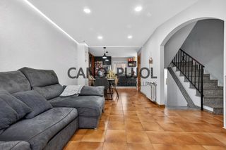 House in Parets del Vallès. Casa  en la zona  parets del vallès