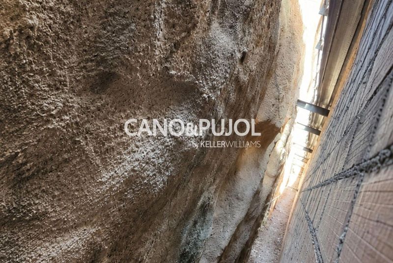 Foto ff0aaec9-7702-4118-8753-926118777384. Local comercial a Carmel Barcelona