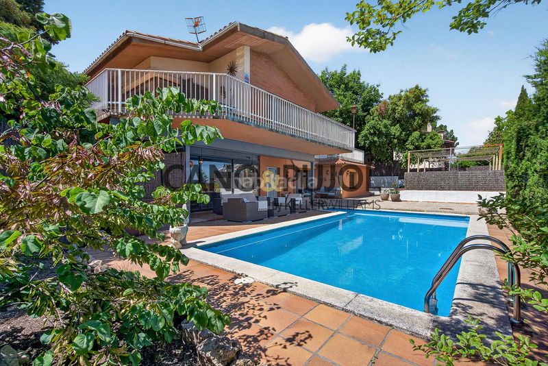 Foto c83a0c95-78e3-47be-8c56-154a800260a1. Casa amb calefacció aparcament piscina a Caldes de Montbui