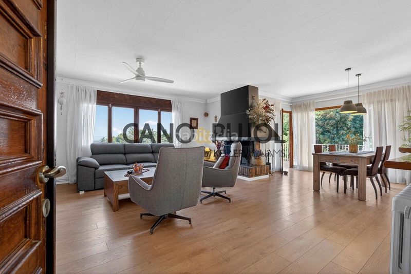 Foto d8f830ee-85e9-456e-ab28-684a390b55d5. Casa amb calefacció aparcament piscina a Caldes de Montbui