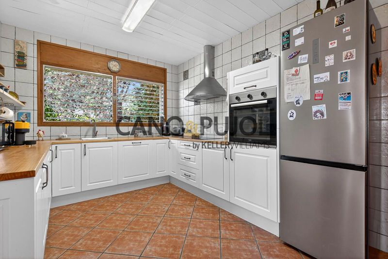 Foto e12af380-6101-4be6-8045-a208d08ae003. Casa amb calefacció aparcament piscina a Caldes de Montbui