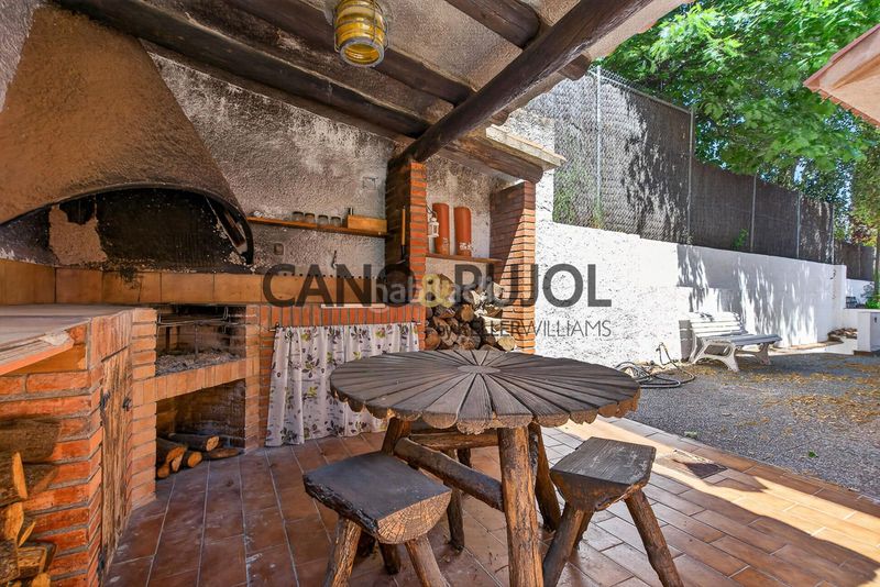 Foto e46189a3-fd6a-4a0e-a0e6-08aa2edcc92e. Casa amb calefacció aparcament piscina a Caldes de Montbui