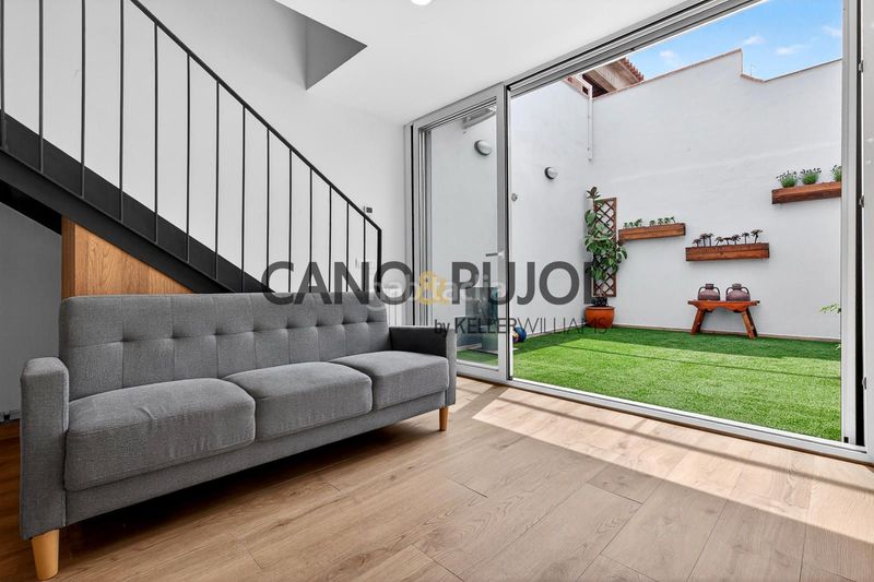 Foto 094a746b-2fef-4a93-a1c2-fbcebac59c7d. Casa  en Eixample Sabadell