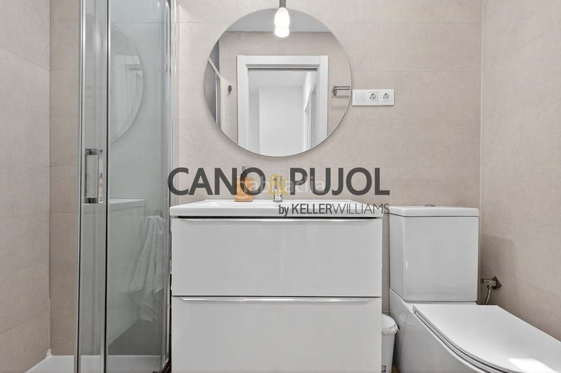 Foto 0d22814b-a13b-4935-95b4-763d184e5899. Casa  en Eixample Sabadell