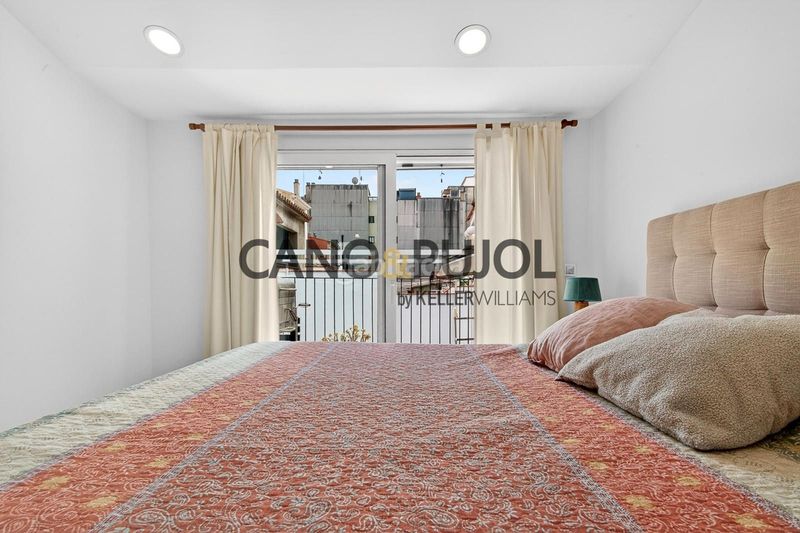 Foto 1618ae33-a7bc-486c-b1d6-77eef93cb9fa. Casa  en Eixample Sabadell