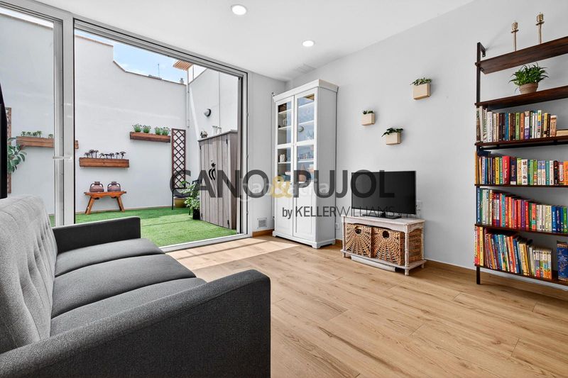 Foto 4fa50d62-5f20-4130-89ee-9d2acf5d2470. Casa  en Eixample Sabadell