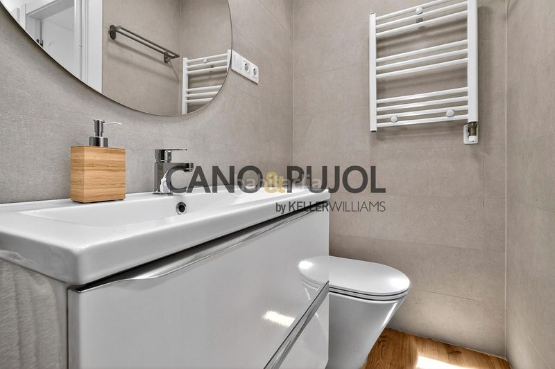 Foto c6d1b5d5-4556-45e6-996a-74dae98ca7ea. Casa  en Eixample Sabadell
