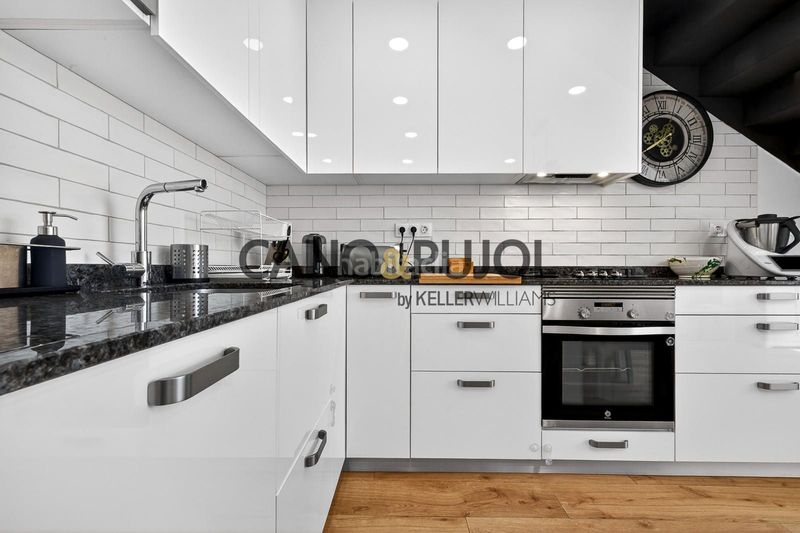 Foto febbce28-d4ff-4de5-871b-183572d7d302. Casa  en Eixample Sabadell