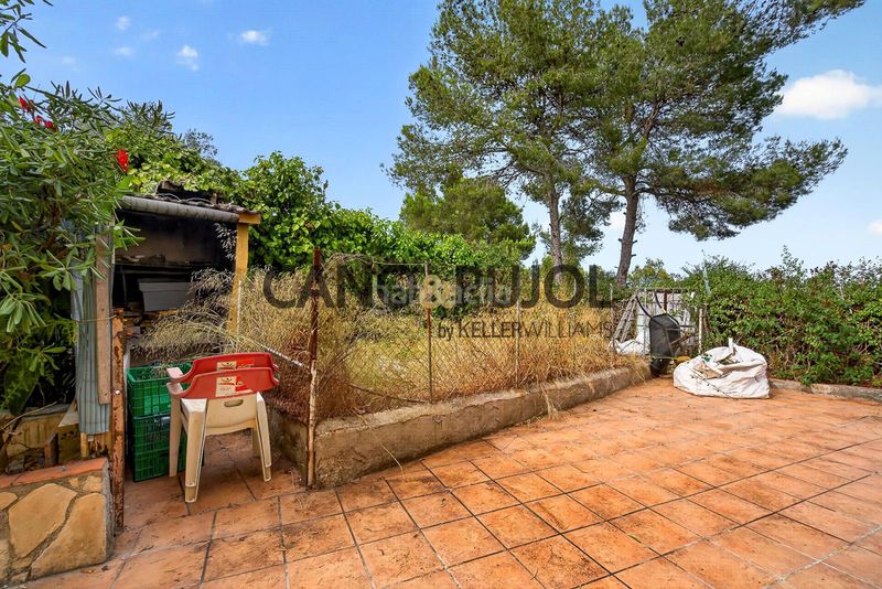 Foto 1c593f98-4b96-47a8-8710-f7181228cc67. Casa amb aparcament piscina a Vallirana