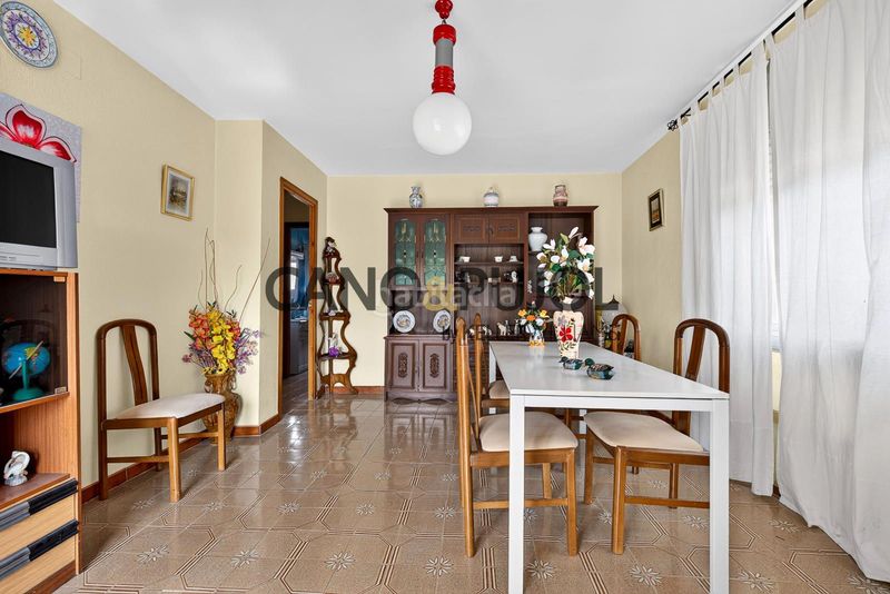 Foto 3c878bea-920e-4b3e-9ad3-013fe5d0a891. Casa amb aparcament piscina a Vallirana