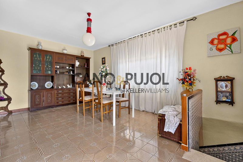 Foto 452fb608-c495-45d9-8f85-efbdbf69c1b6. Casa amb aparcament piscina a Vallirana