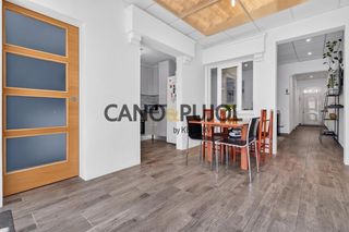 Casa  Sol. Vivienda de una sola planta, tipo casa de pueblo entre medianera