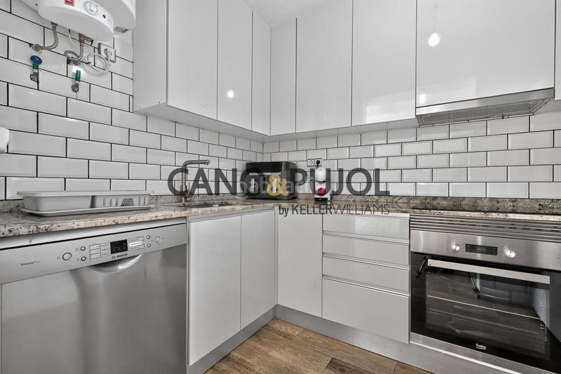 Foto 3f8b853a-a6c0-4b2d-8370-43f2cf488100. Casa a Canovelles