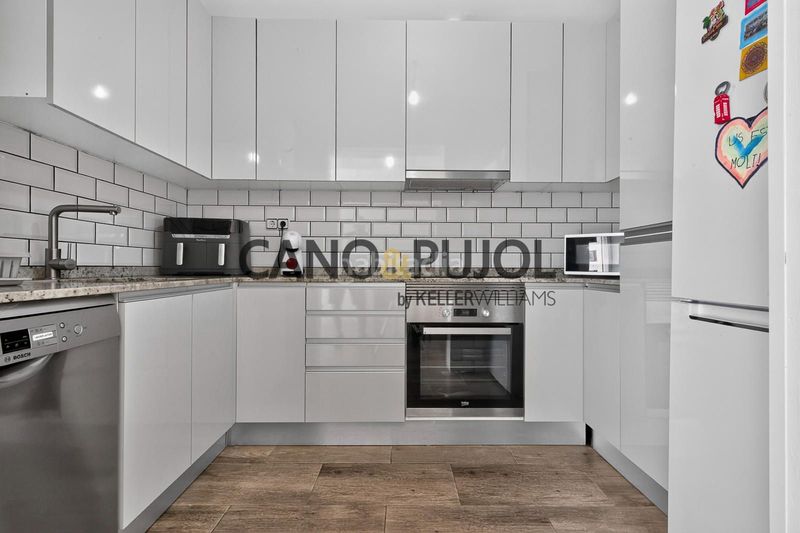 Foto 4386b728-513f-4d5b-b0c5-462fb5e90f41. Casa a Canovelles