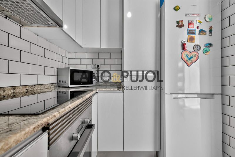Foto c3adb65c-8668-4cf6-8b78-d008752fe37e. Casa a Canovelles