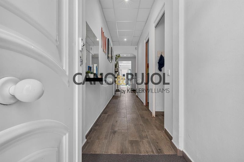 Foto ffe991c5-a92c-49d3-8ff2-c99cd8a07aa8. Casa a Canovelles