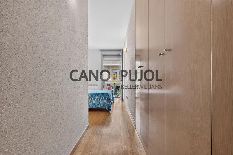 Foto a43c71c2-9ce4-428f-b304-f635d45a90f3. Pis amb calefacció aparcament a Mercat Rubí