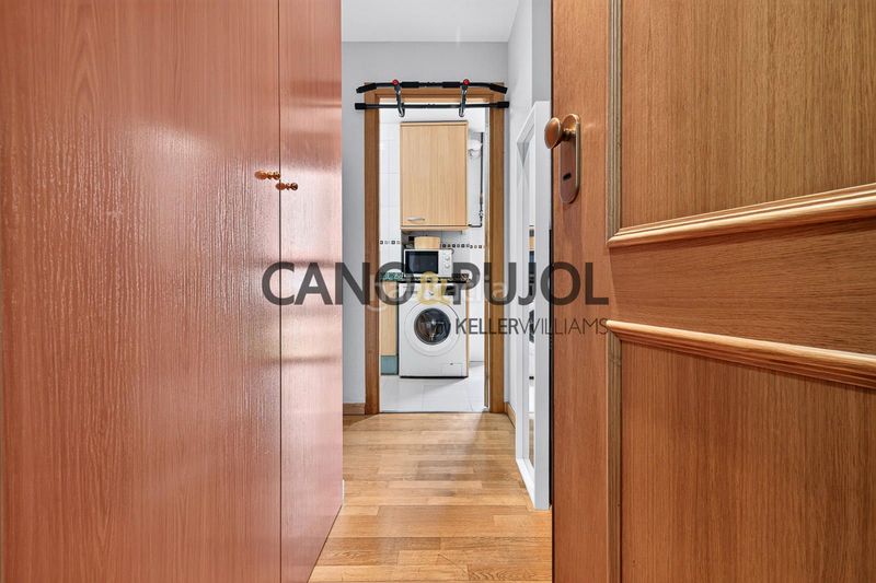 Foto b25dc8d1-66e1-4b8a-88c9-0a3fbf2fb56e. Pis amb calefacció aparcament a Mercat Rubí
