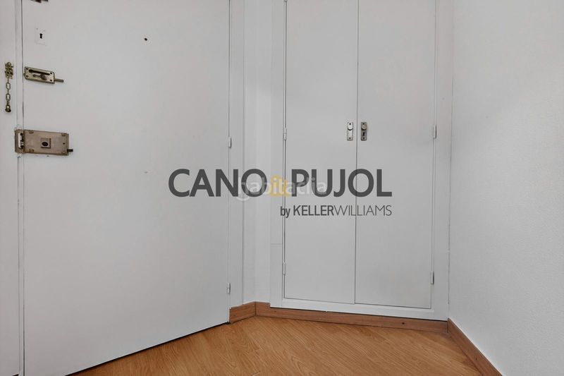 Foto 0eed8f6c-bdfc-4d61-a8c4-9b17ad10e6fc. Pis amb calefacció a Barri de les Corts Barcelona