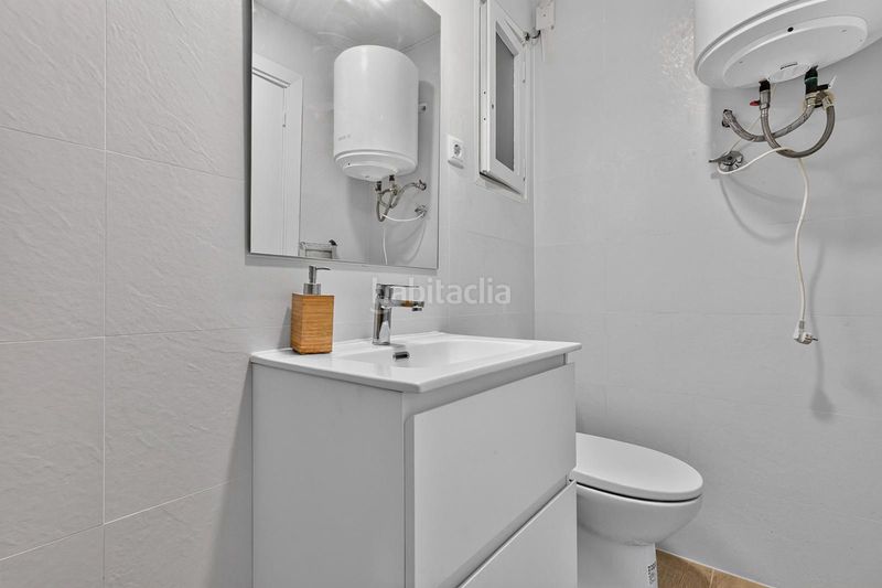 Foto 183d4036-9023-446a-a31d-a5cf003bf4fe. Pis amb calefacció a Barri de les Corts Barcelona