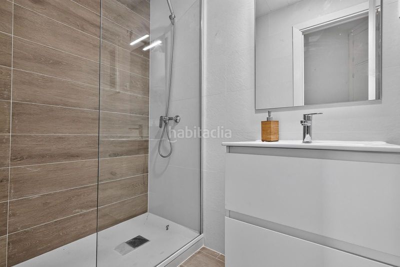 Foto e0c2c182-978f-4081-bfbb-3da1eeaf7c3f. Pis amb calefacció a Barri de les Corts Barcelona