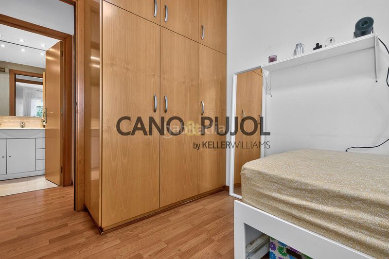 Foto b112fa81-9fbb-4f47-b6e3-2373cdee60f8. Pis amb calefacció aparcament a Ca n´Alzamora Rubí